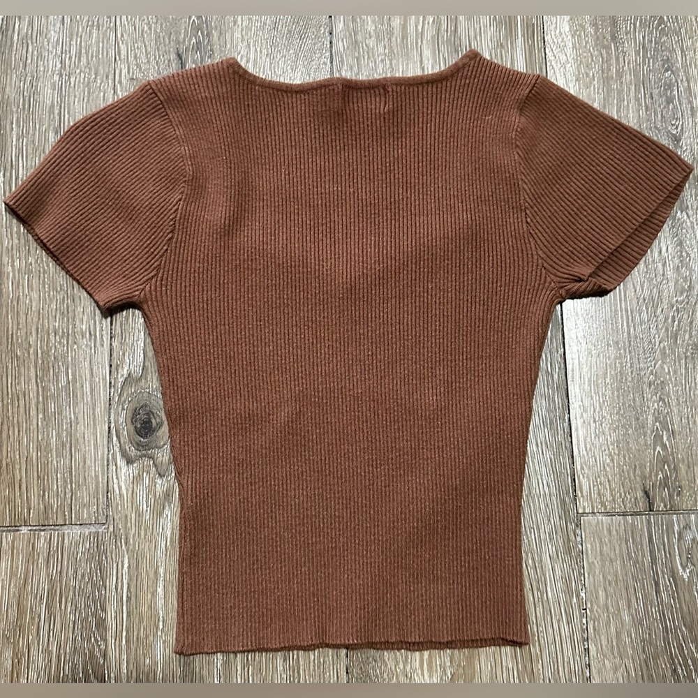 Brown Ribbed Knit Top - Picture 2 of 2
